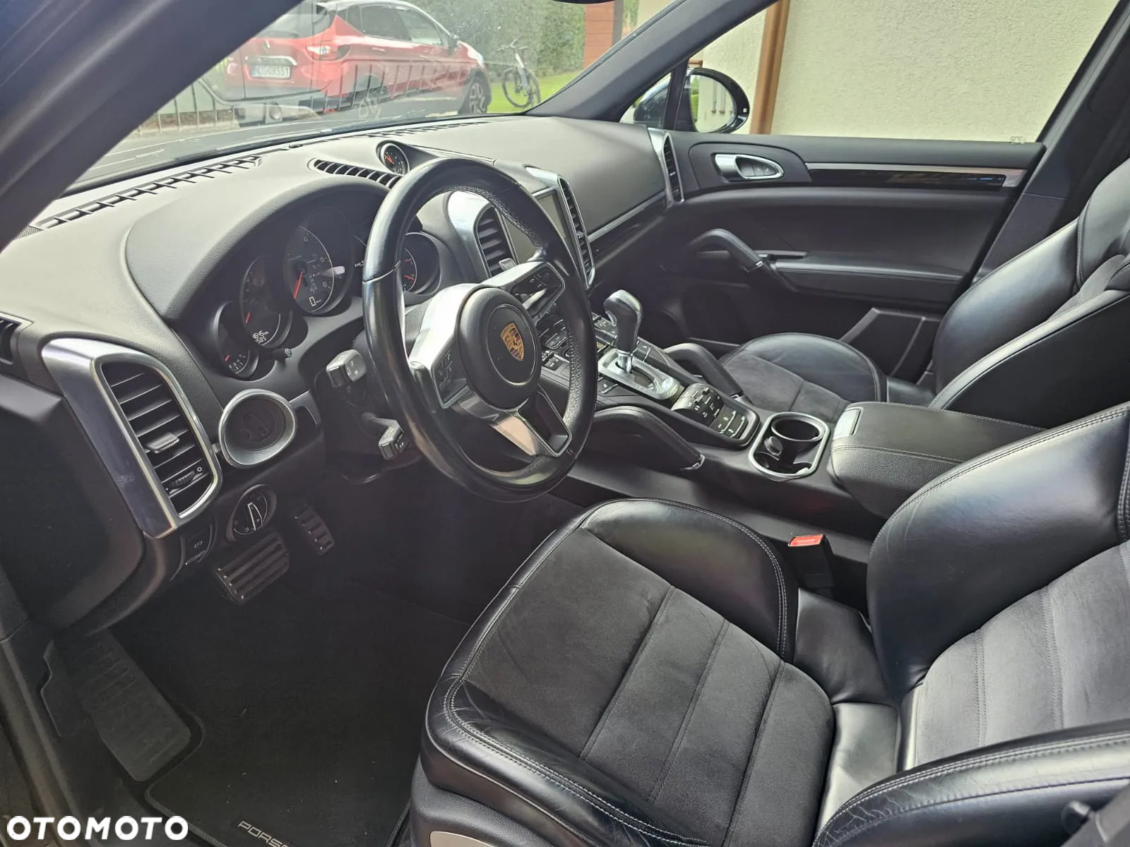 Porsche Cayenne S Diesel Platinum Edition - 8