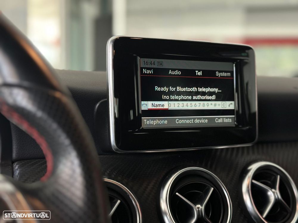 Mercedes-Benz A 180 d AMG Line - 23