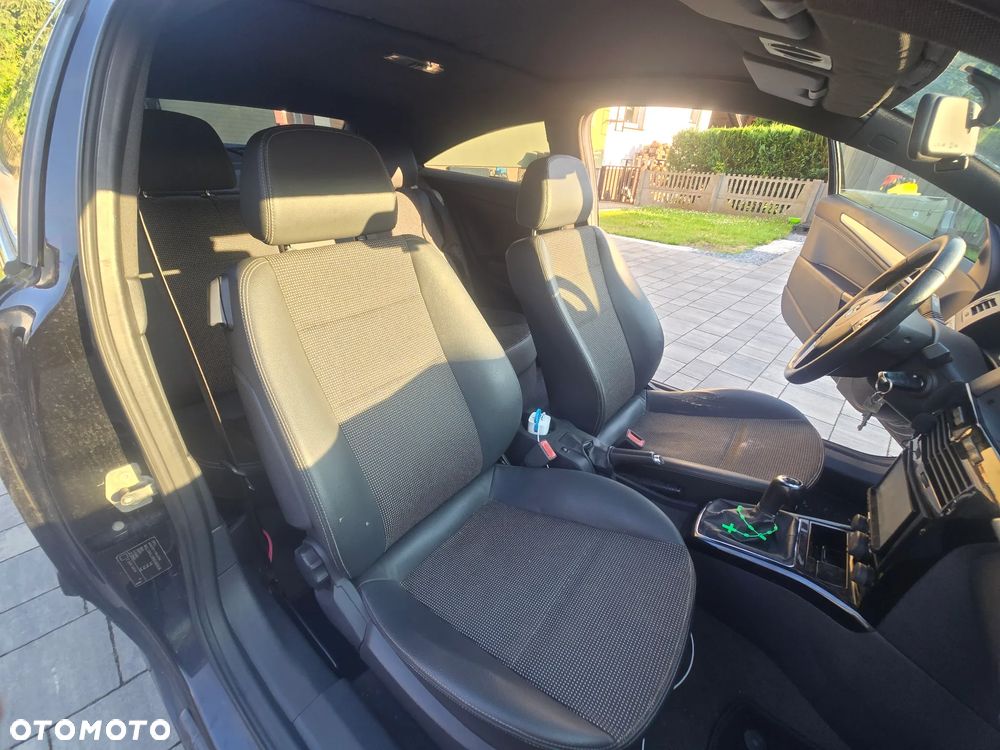 Opel Astra - 17