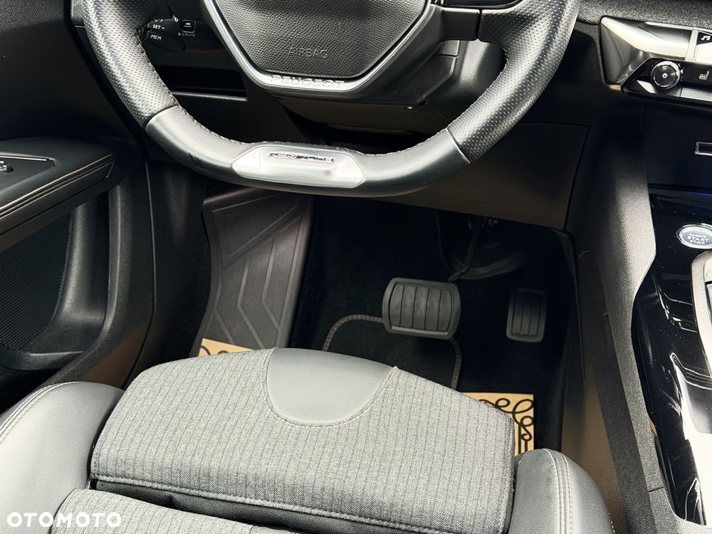 Peugeot 5008 BlueHDi 180 EAT8 GT - 37