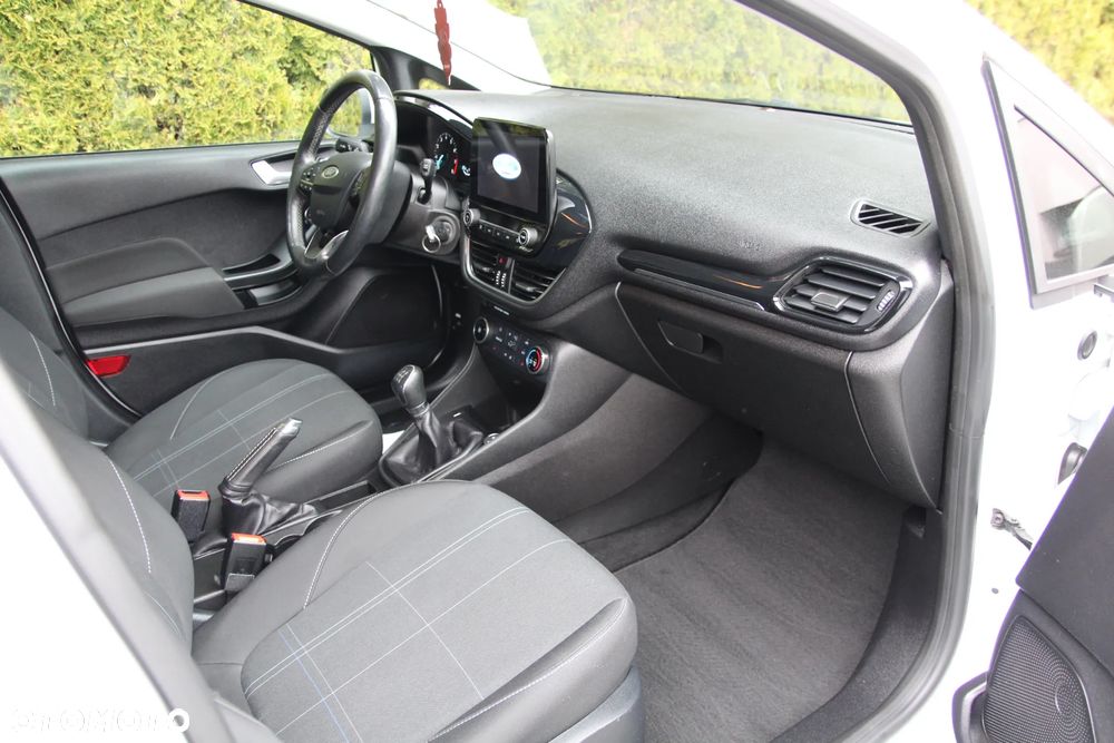 Ford Fiesta 1.1 S&S COOL&CONNECT - 14
