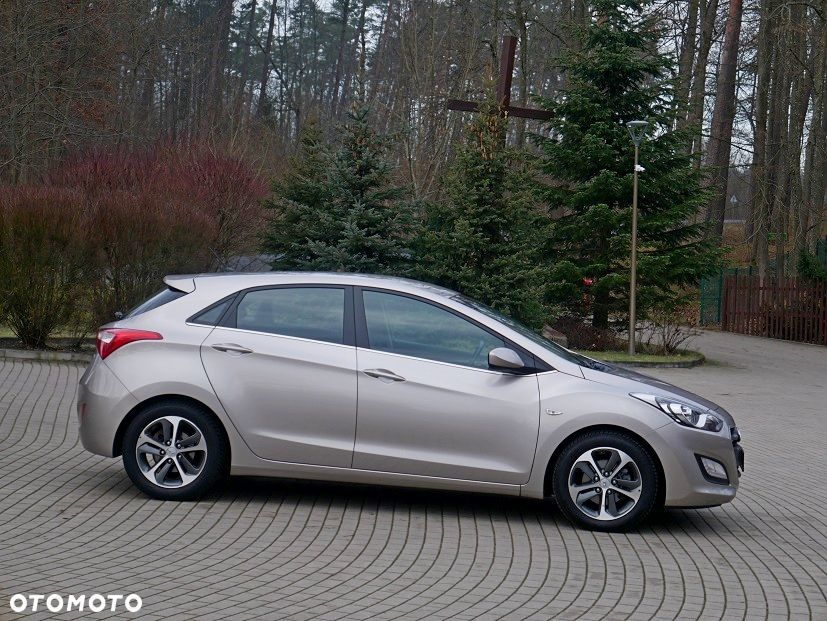 Hyundai i30 1.4 Premium - 10