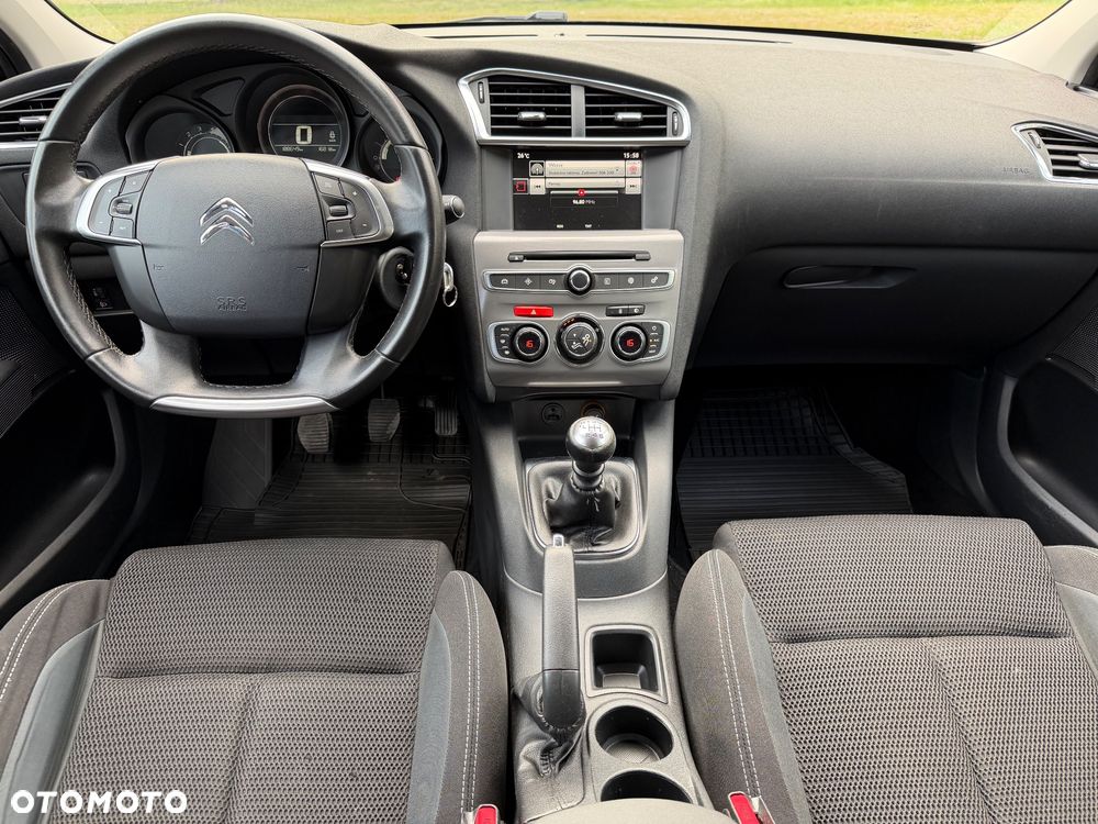 Citroën C4 e-HDi 115 Exclusive - 29