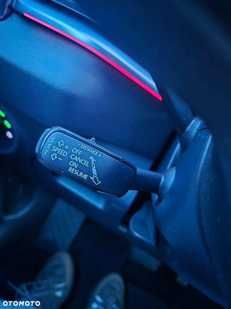 Skoda Karoq 1.6 TDI SCR DSG Style - 25