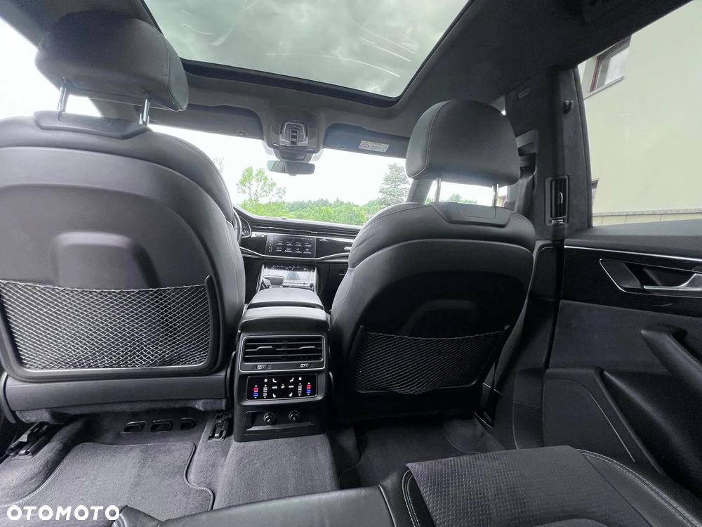 Audi Q8 - 11