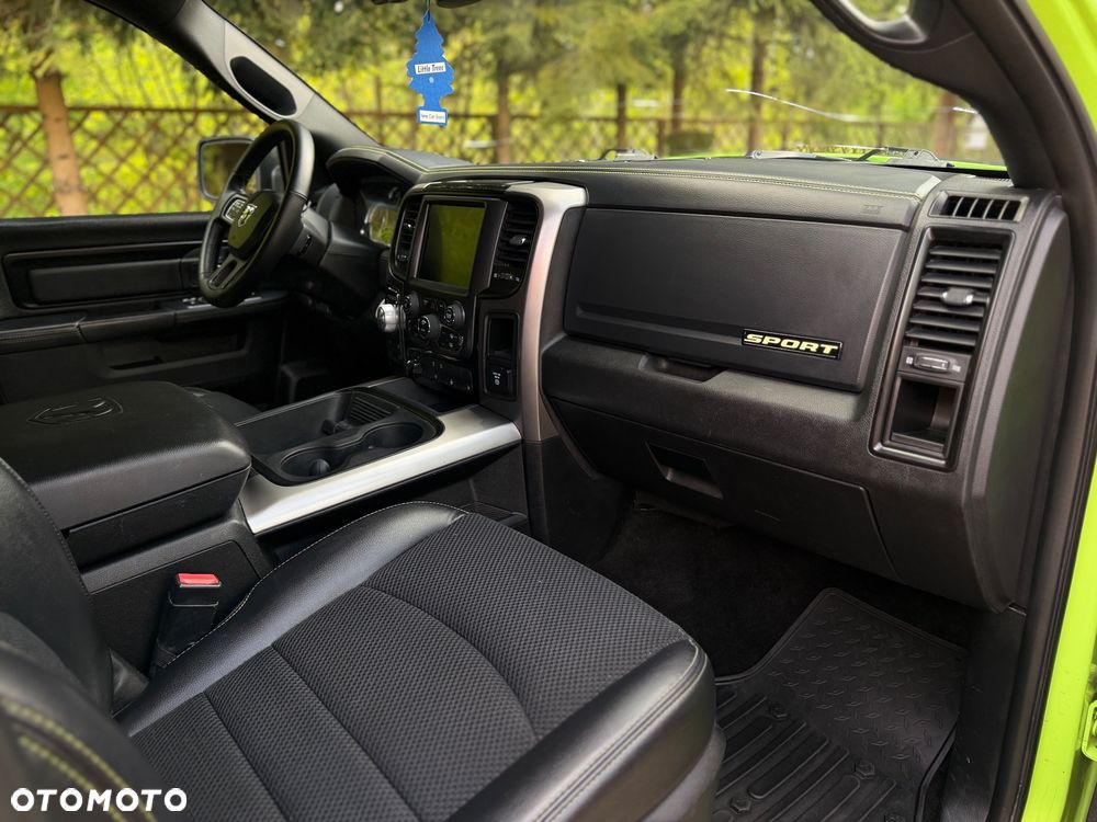 Dodge RAM 5.7 4x4 - 22