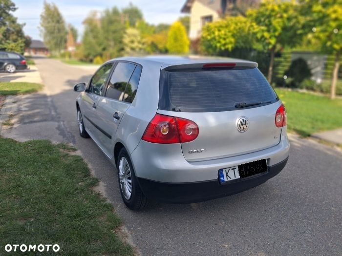 Volkswagen Golf - 3