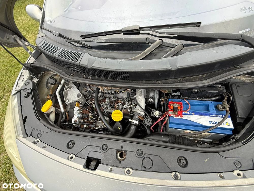 Renault Scenic 1.9 dCi Confort Expression - 12