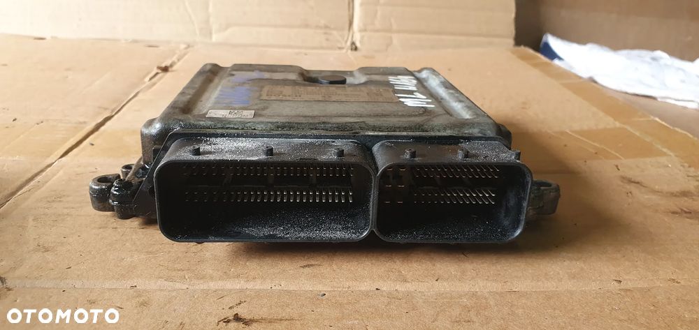 Komputer sterownik silnika Mercedes ML W164 3.0 CDI A6421506391 - 2