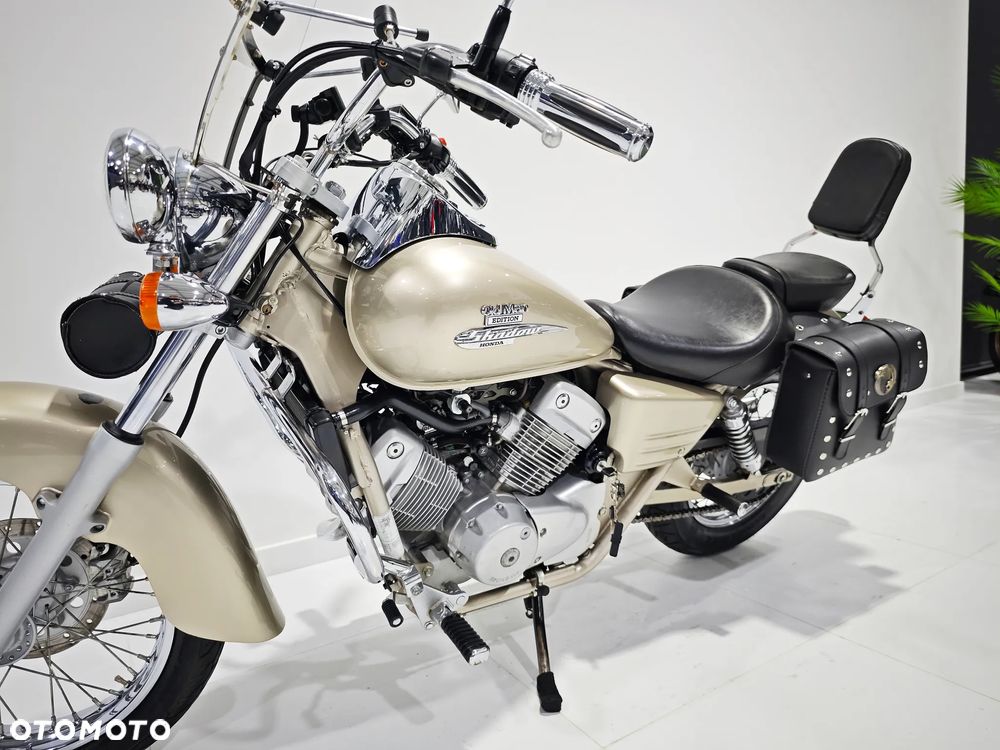 Honda Shadow - 13