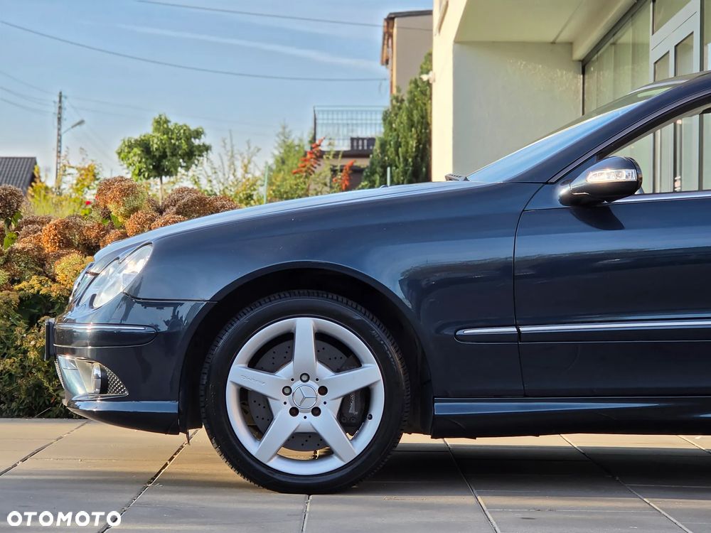 Mercedes-Benz CLK - 32