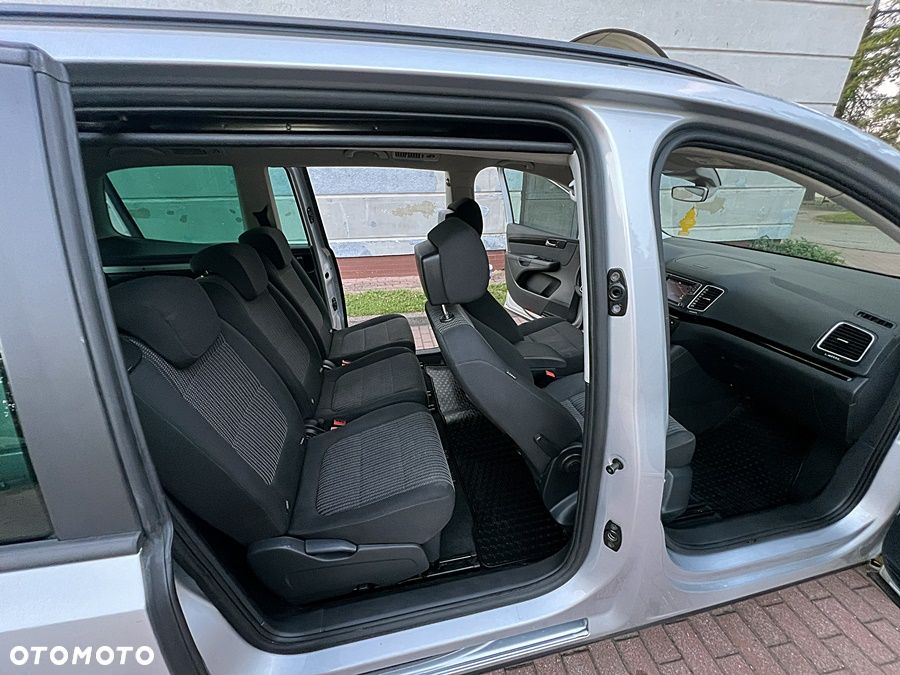 Seat Alhambra 2.0 TDI Ecomotive Reference - 32