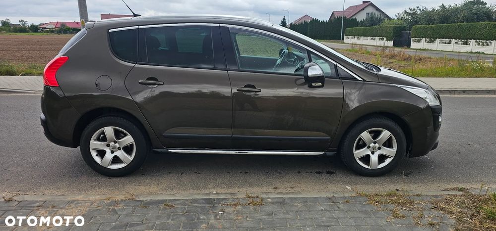 Peugeot 3008 1.6 HDi Premium - 4