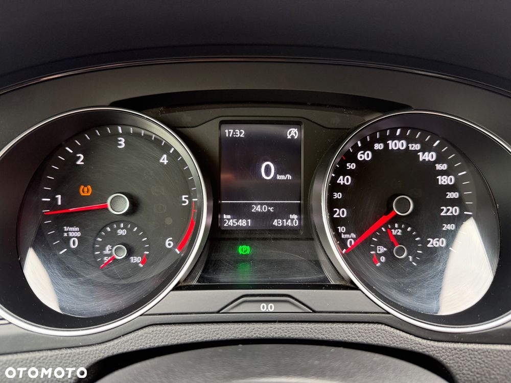 Volkswagen Passat 2.0 TDI BMT Trendline - 2