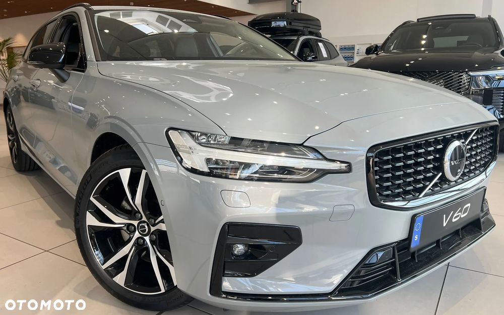Volvo V60 B4 B DKG Plus Dark - 15
