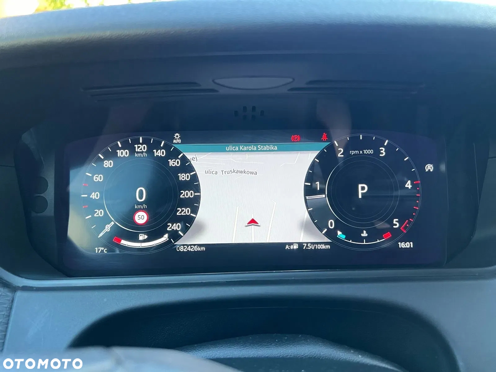 Land Rover Range Rover Velar D200 Dynamic SE - 16