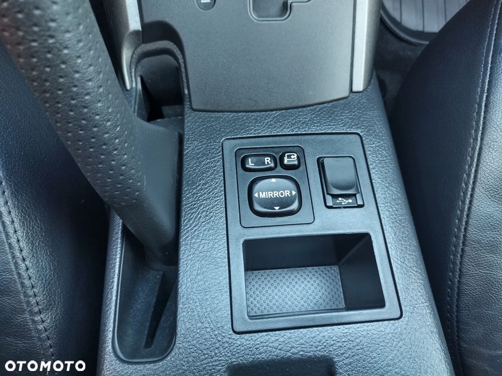 Toyota RAV4 2.0 VVT-i Premium MS - 17