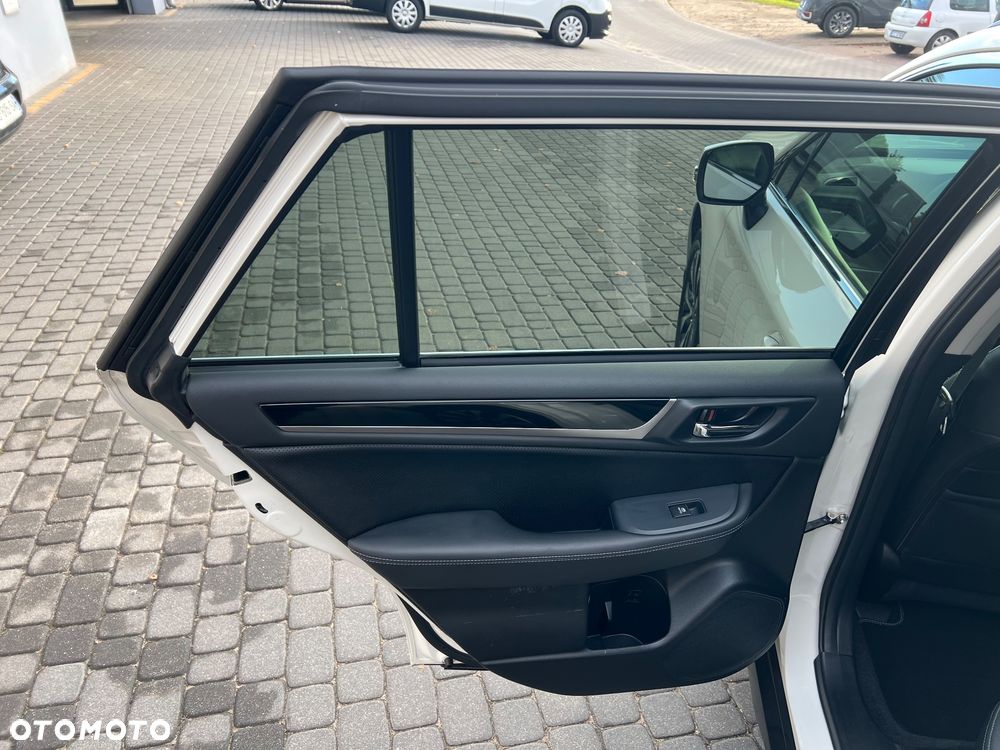 Subaru Outback - 21