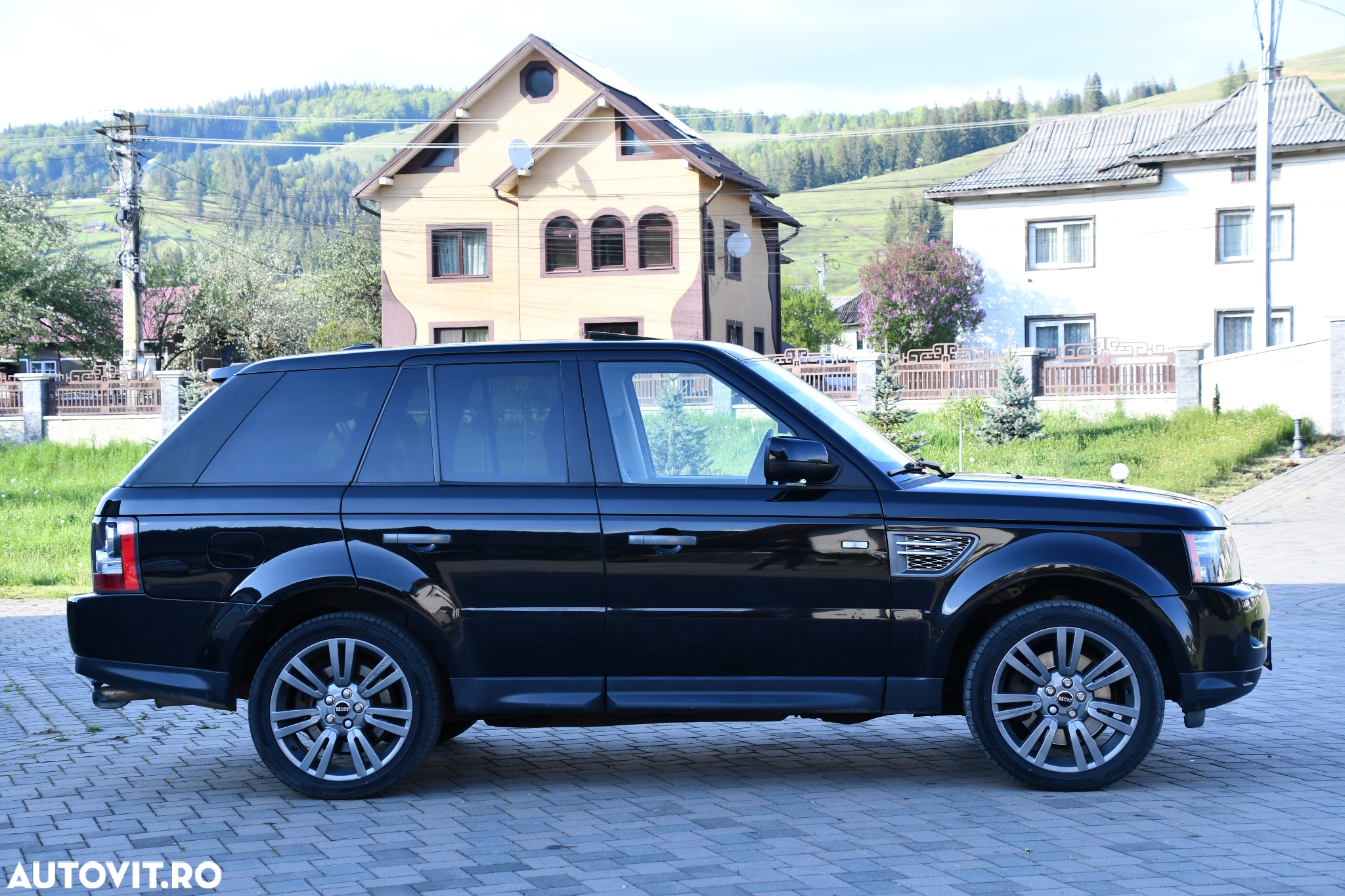 Land Rover Range Rover Sport 3.0 TDV6 SE - 4