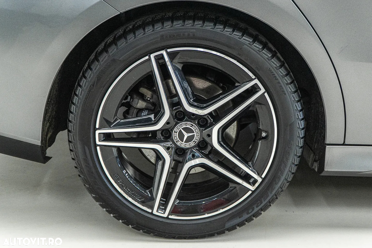 Mercedes-Benz CLA 200 7G-DCT AMG Line - 41