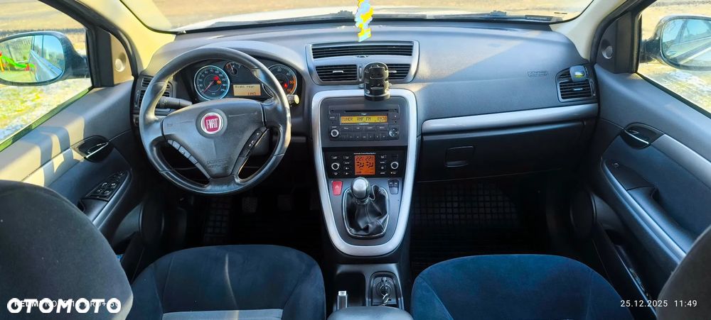 Fiat Croma 1.9 JTD Active - 12