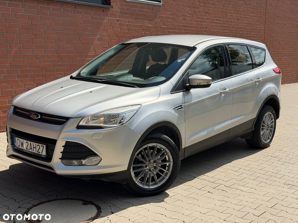 Ford Kuga 1.6 EcoBoost 2x4 Trend - 3