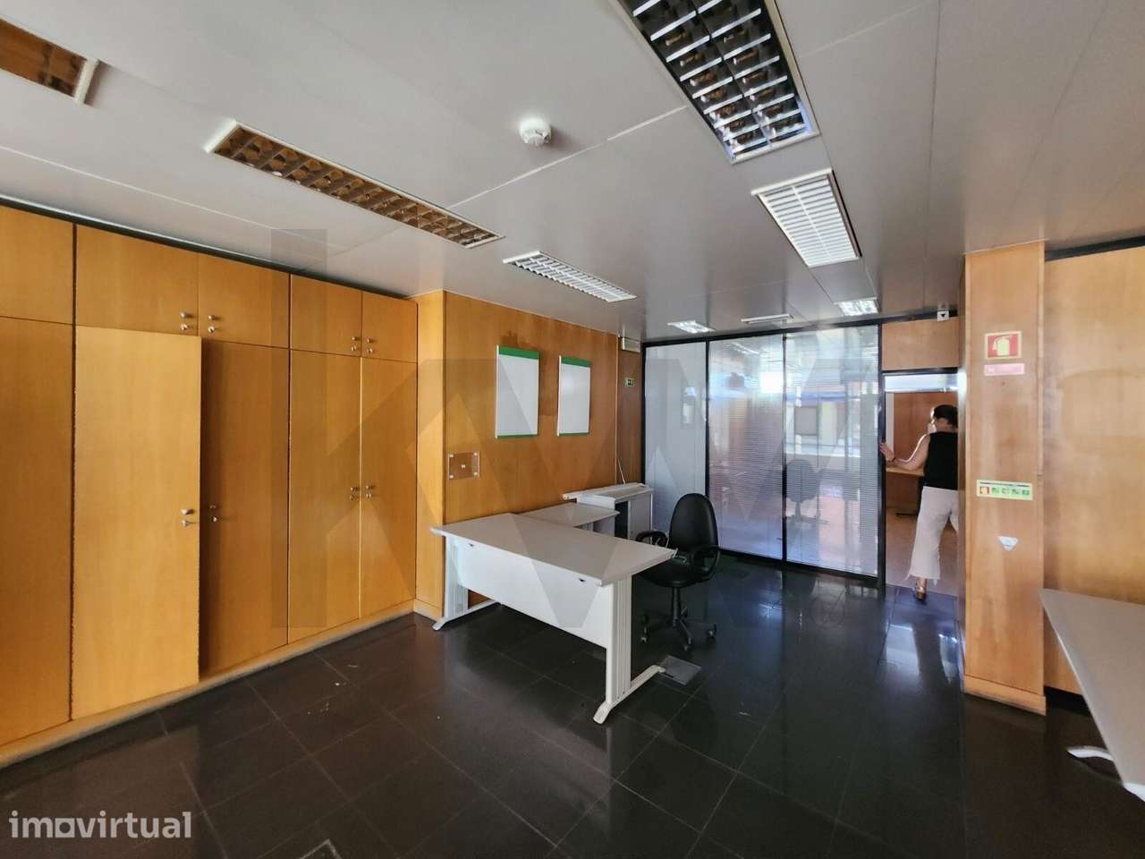 Loja para Arrendamento no Barreiro | 200 m2 | Excelente Potencial Come - Grande imagem: 4/20
