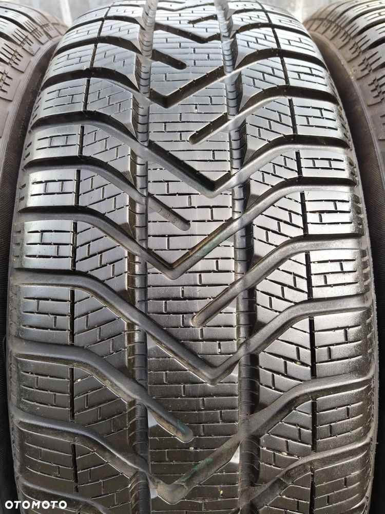 Opony Zimowe 195/65/ 15 Cali  JAK NOWE - 4