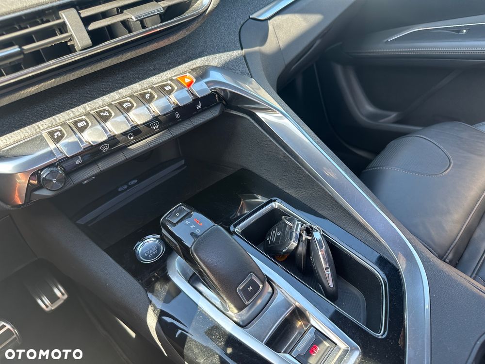 Peugeot 3008 - 16
