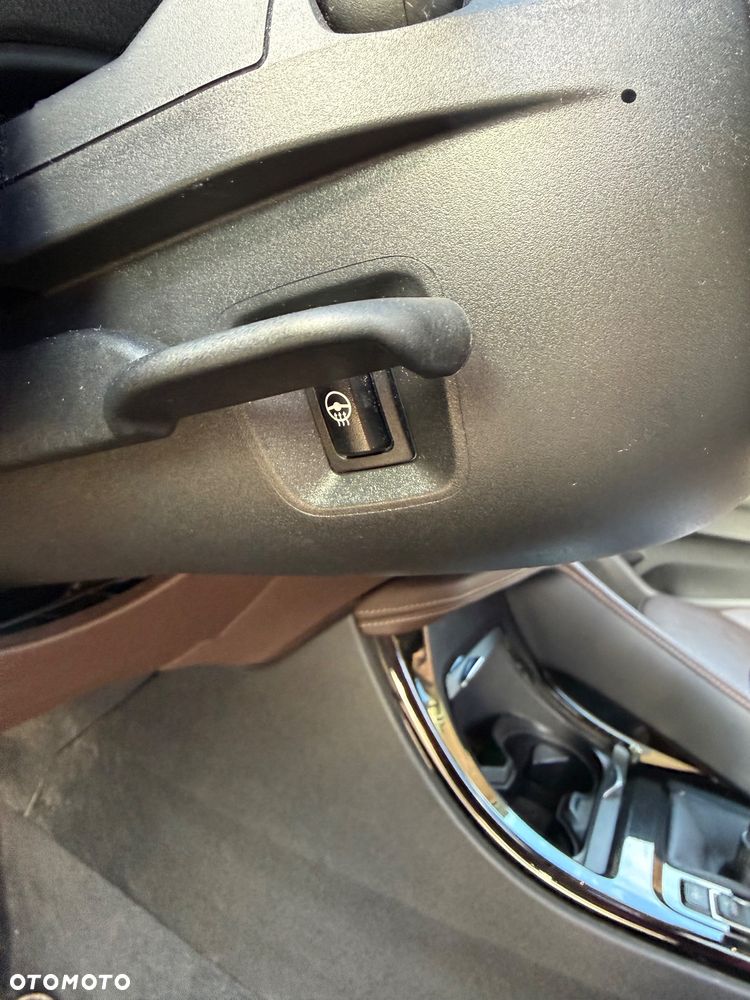 BMW X1 xDrive20i Sport Line - 11