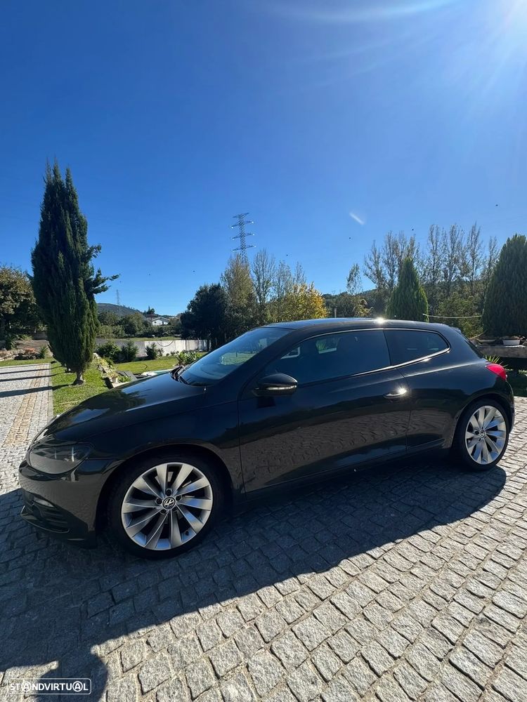VW Scirocco 2.0 TFSi Sport DSG - 4