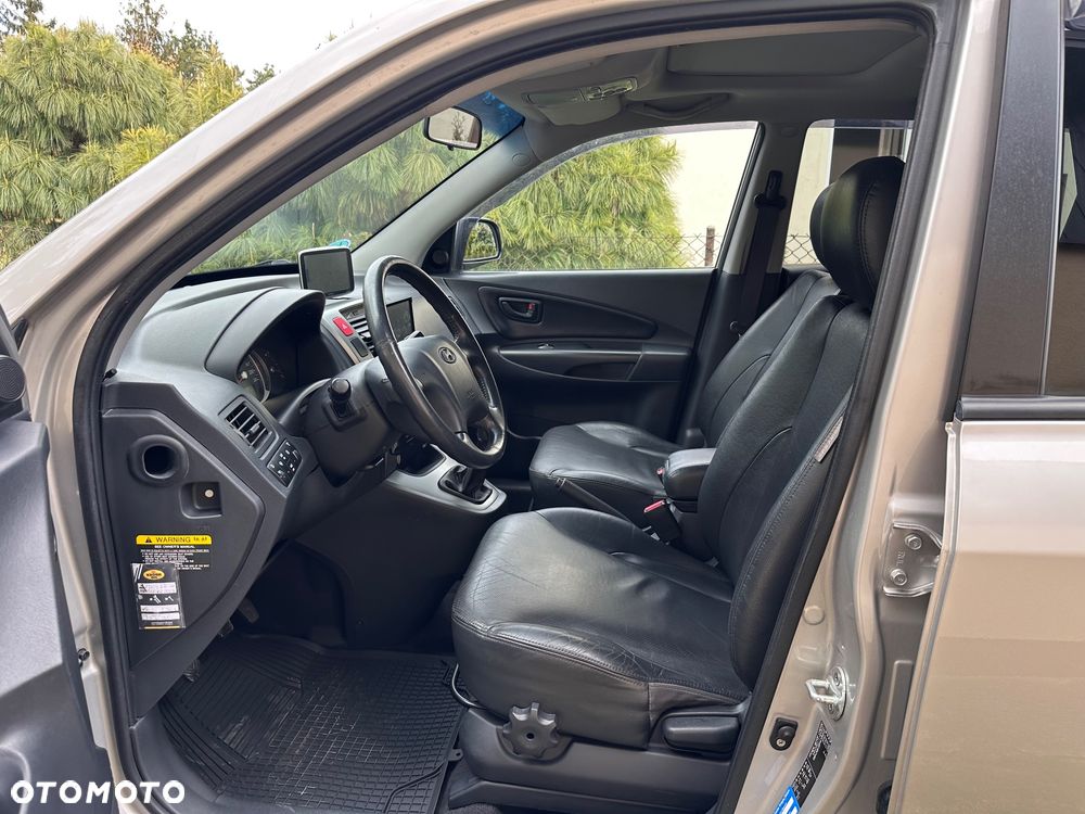 Hyundai Tucson 2.0 4WD GLS - 13