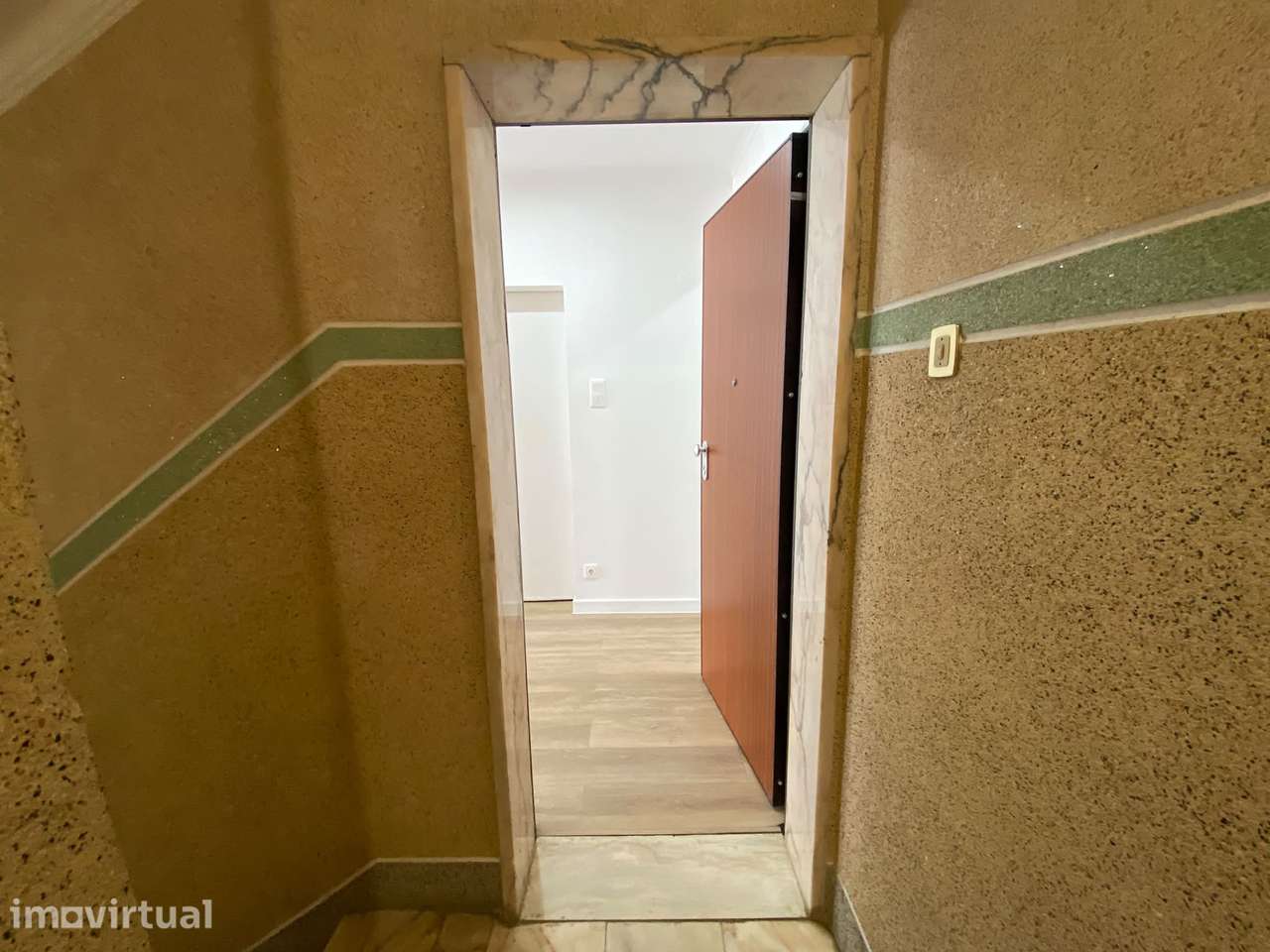 Arrendamento de apartamento T3 na Cova da Piedade - Grande imagem: 2/29