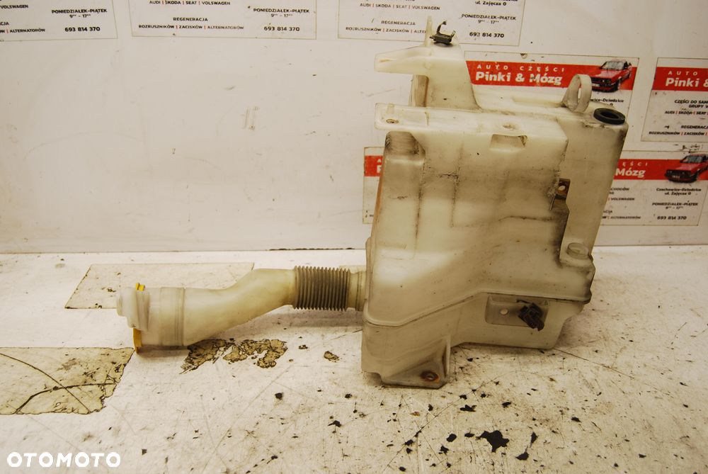 ZBIORNICZEK SPRYSKIWACZY 100-20953 SUBARU LEGACY IV IFT - 4