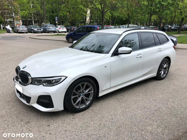 BMW Seria 3 320d xDrive M Sport sport