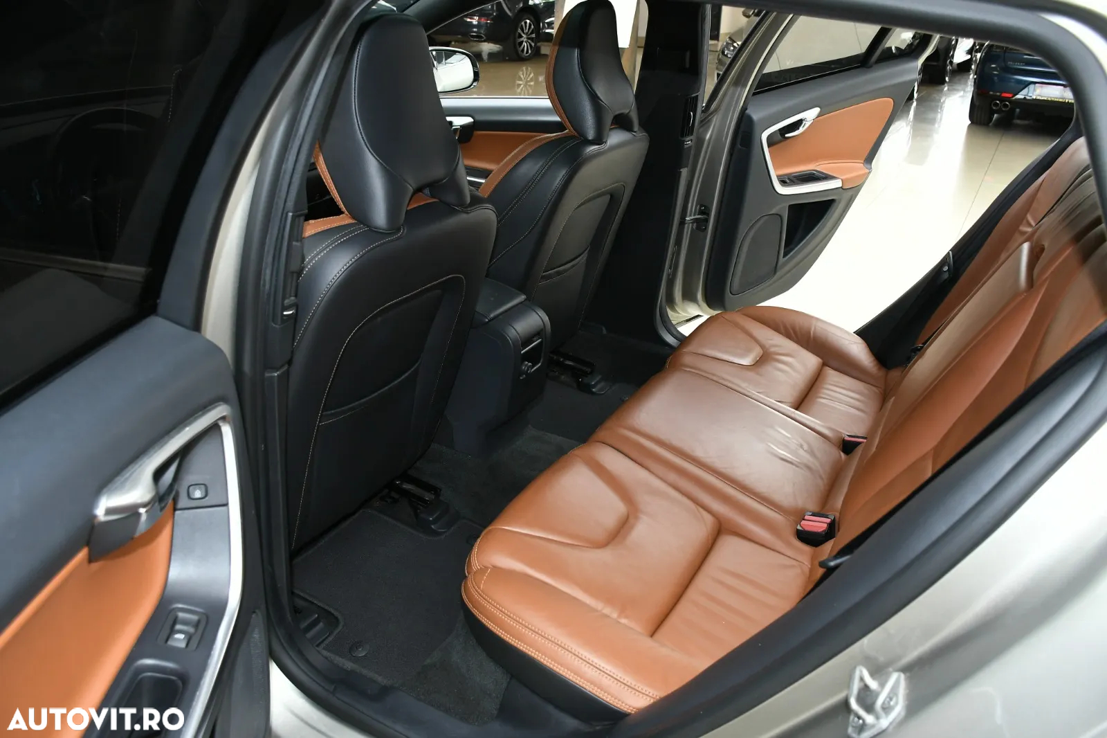 Volvo V60 - 10