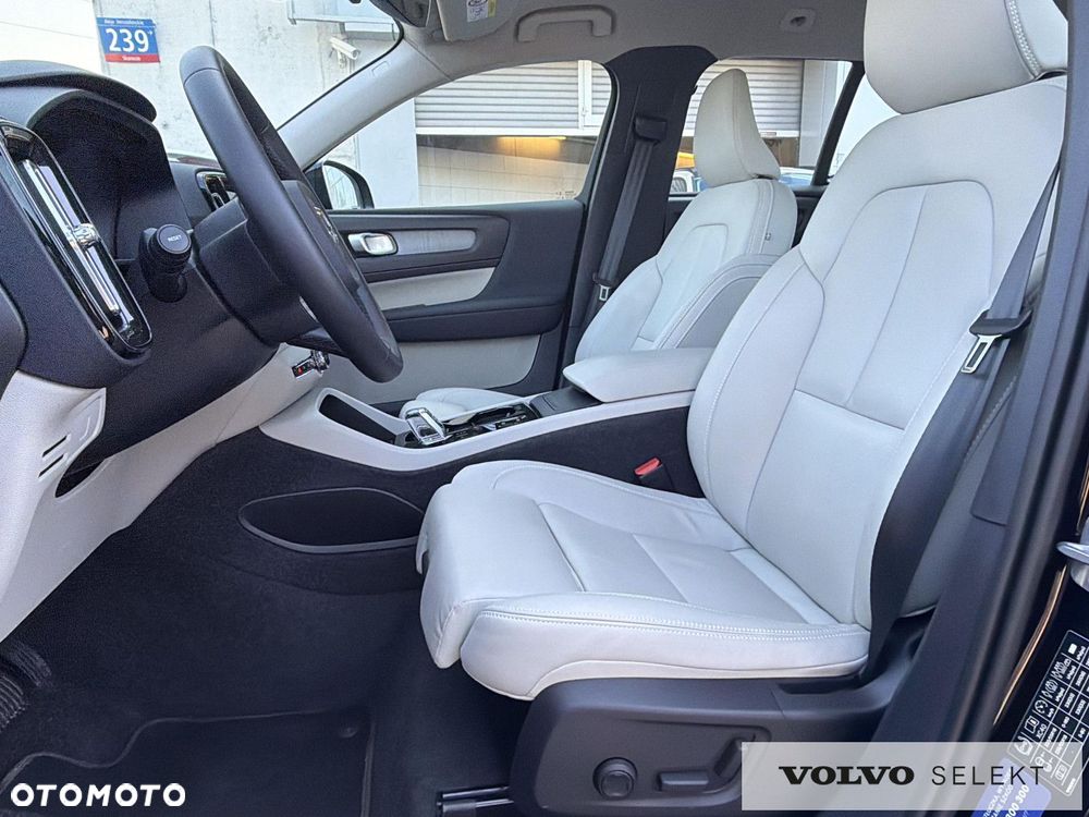 Volvo XC 40 - 11