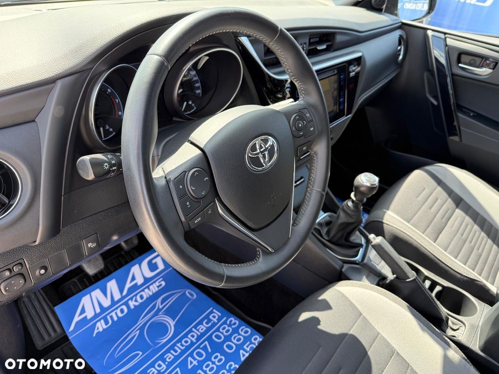 Toyota Auris 1.6 Premium Comfort - 12