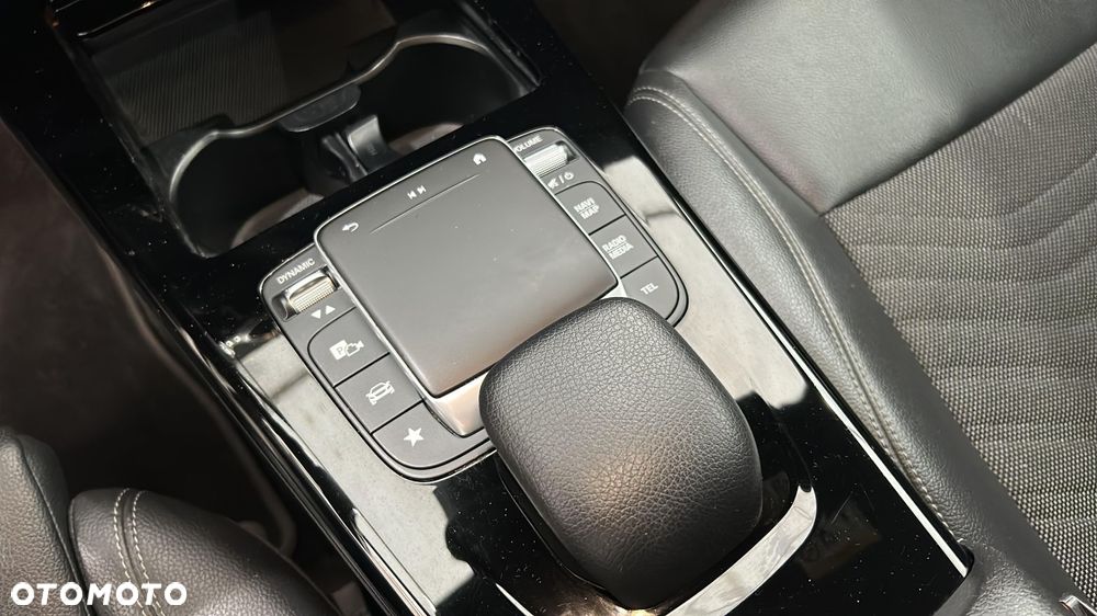 Mercedes-Benz Klasa A 200 7G-DCT - 20