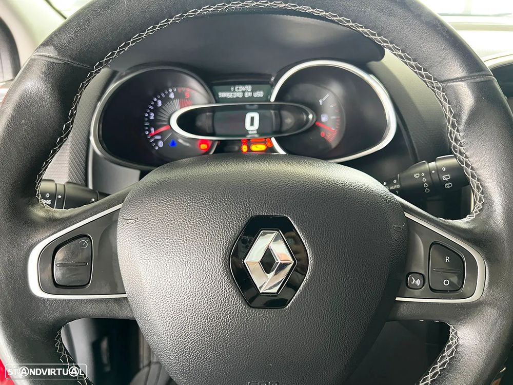 Renault Clio Sport Tourer 1.5 dCi GT Line - 18