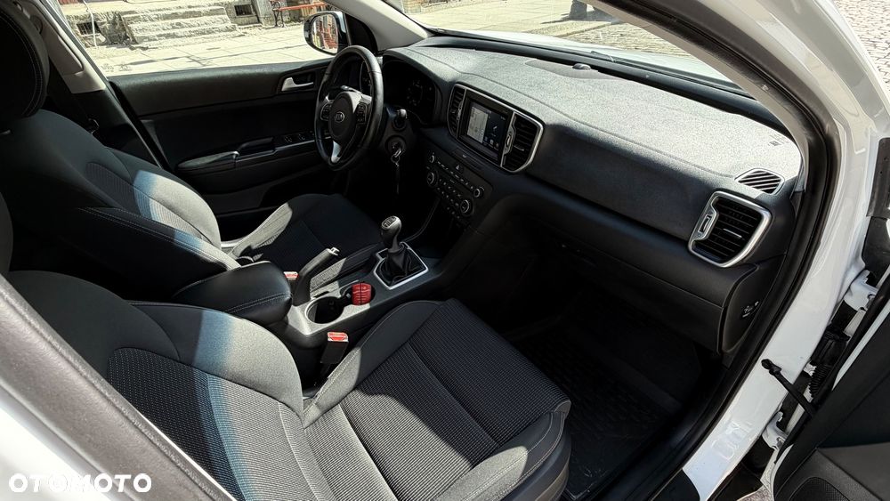 Kia Sportage 1.7 CRDI 2WD Dream-Team Edition - 19