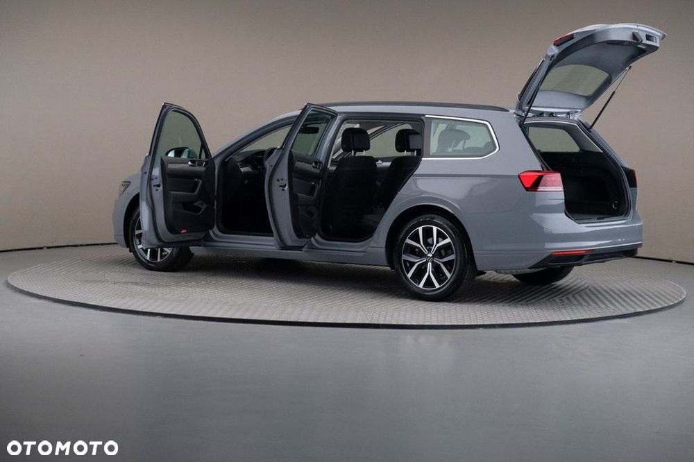 Volkswagen Passat Variant 2.0 TSI Business DSG - 7