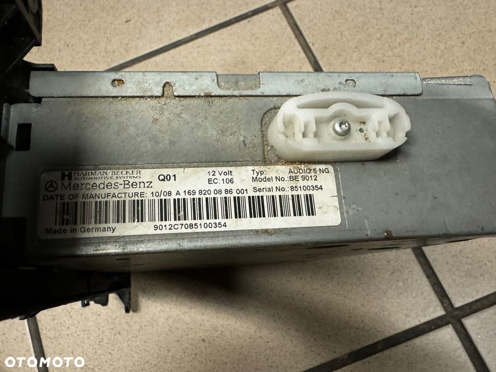 Radioodtwarzacz Mercedes W169 - 2