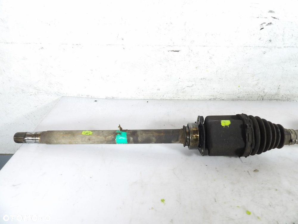 FIAT DOBLO II LIFT 2.0M-JET PÓŁOŚ PRAWA PRZÓD - 3