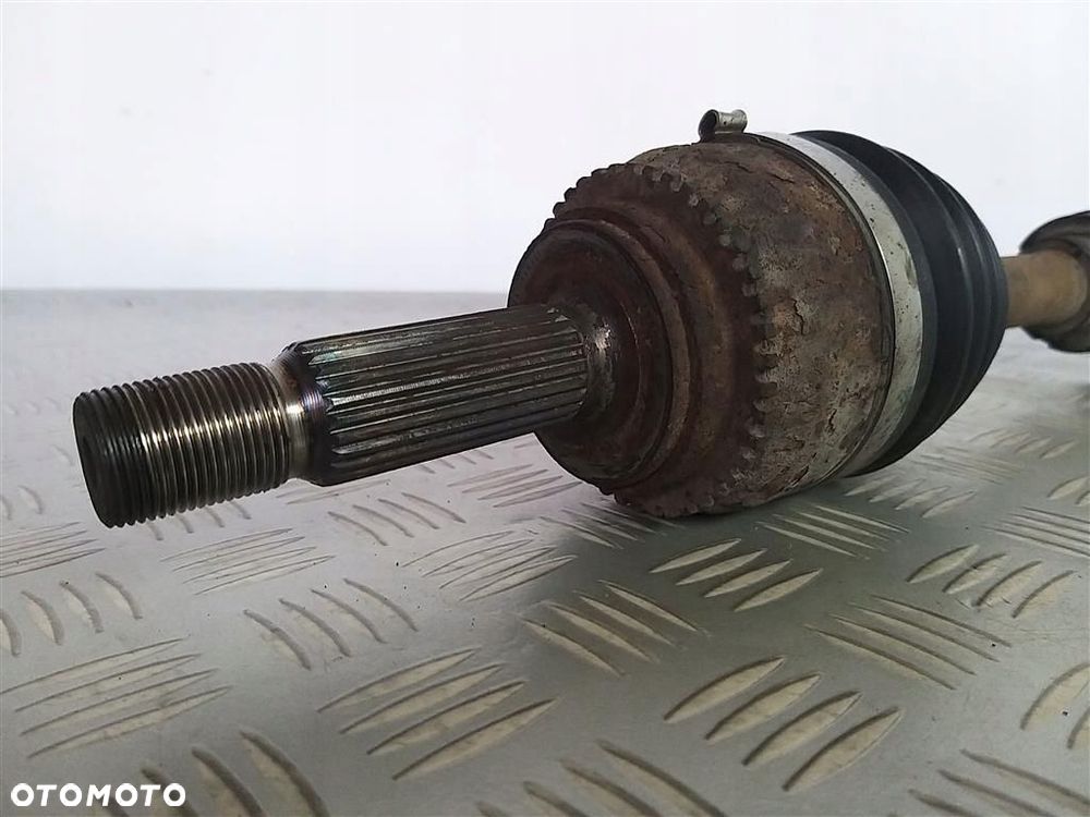 Półoś przód przednia lewa Mitsubishi Lancer VII 2003-2011 1,6 BENZYNA - 2