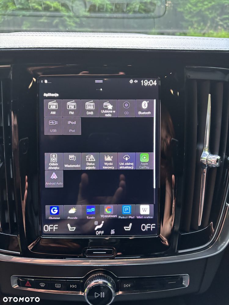Volvo V90 D5 SCR AWD Momentum Pro - 19
