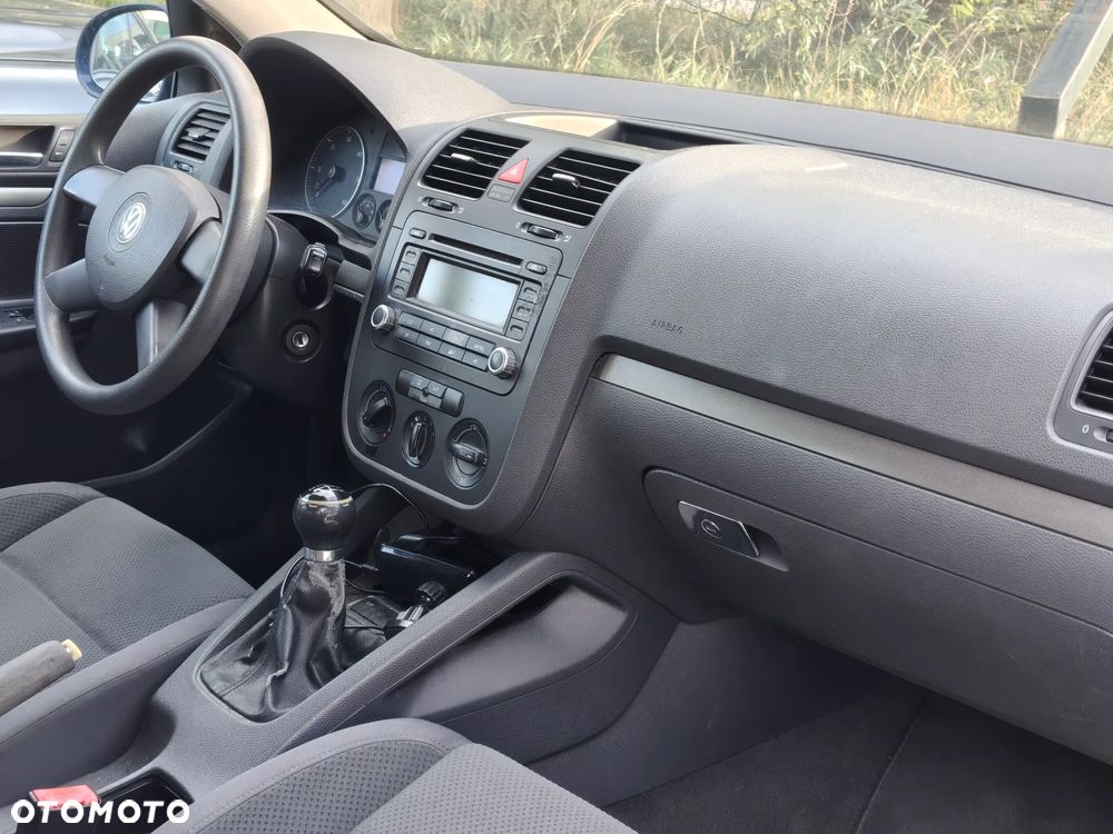 Volkswagen Golf 1.9 TDI DPF Comfortline - 10