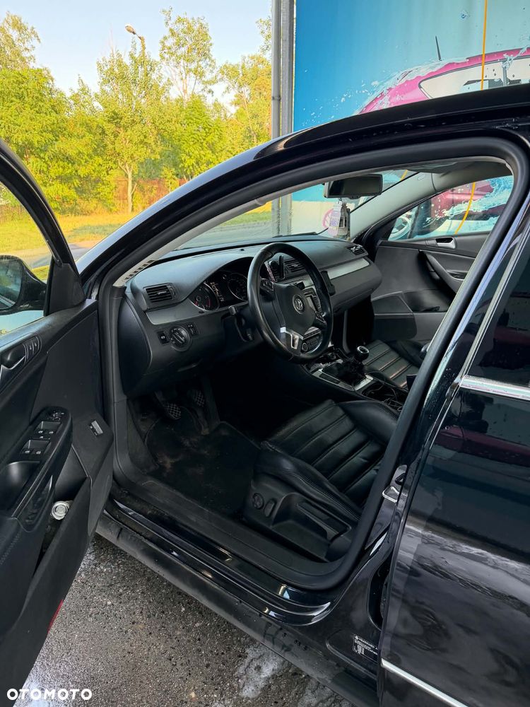 Volkswagen Passat 2.0 TDI DPF Highline - 2