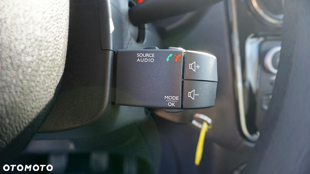 Dacia Lodgy 1.5 Blue dCi Laureate S&S EU6d - 32