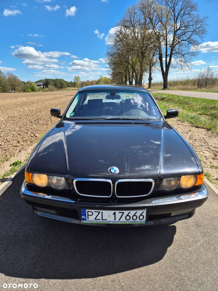 BMW Seria 7 - 7